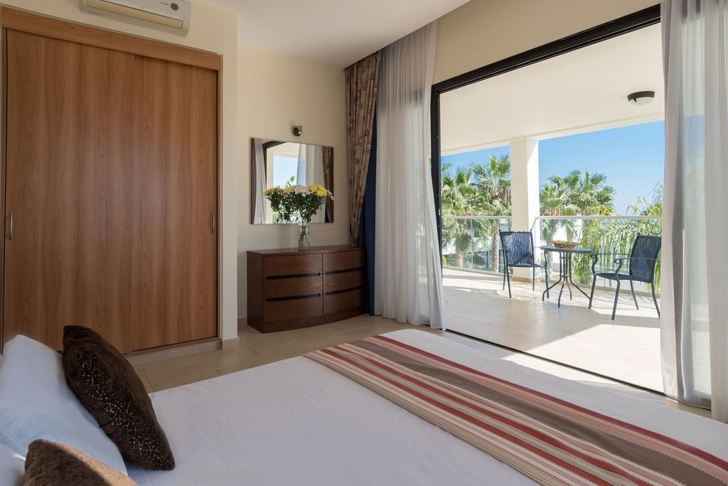 Royal Blue Hotel & Spa Geroskipou エクステリア 写真