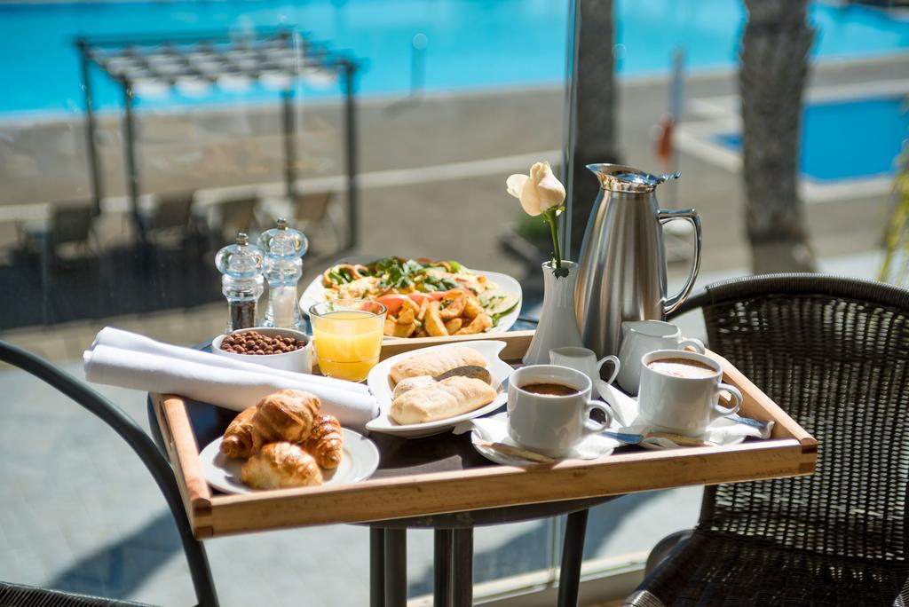 Royal Blue Hotel & Spa Geroskipou エクステリア 写真